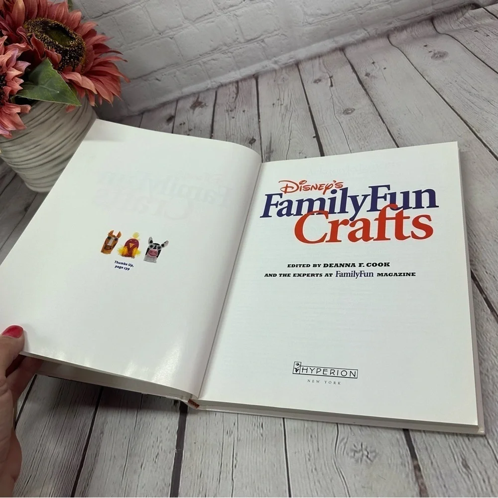 vintage 1997 Disney Family Fun Crafts hardcover Book summer fun